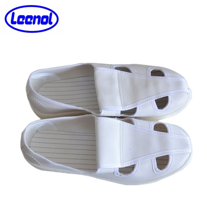 LN-1577105 Scarpe antistatiche in PVC per camere bianche Scarpe da lavoro ESD traspiranti bianche a quattro fori